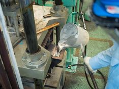 Outillages métalliques gravité, basse pression, contre pression pour alliages d'aluminium : conception, remplissage, alimentation thermique, poteyages